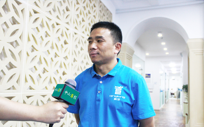 中山商報記者專訪青龍家居防水項目總經(jīng)理于超軍 防水涂料