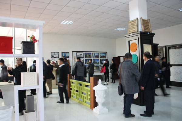 代理商朋友參觀青龍各式GRC構件 青龍防水