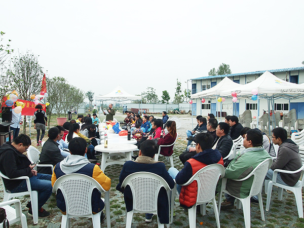 青龍公司南寧防水分公司員工戶外活動 南寧防水